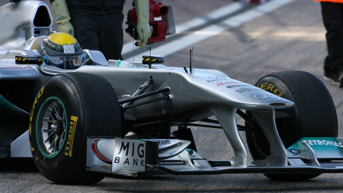 Mercedes MGP W02