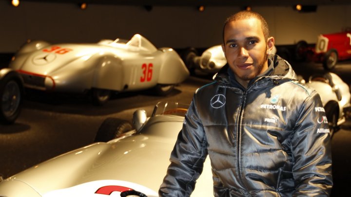 Hamilton, Lewis