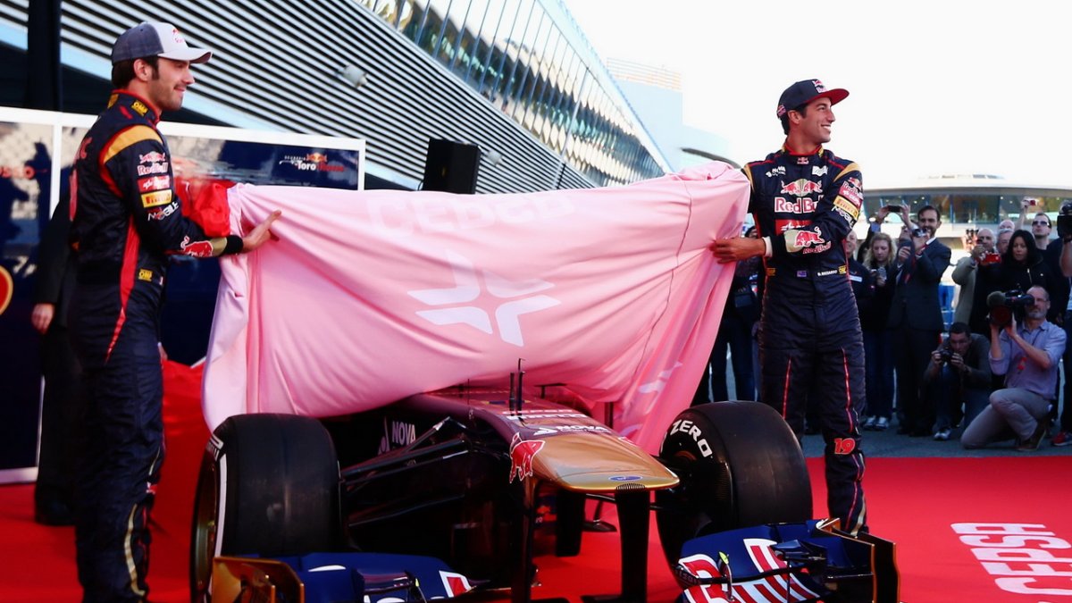 toro rosso str8