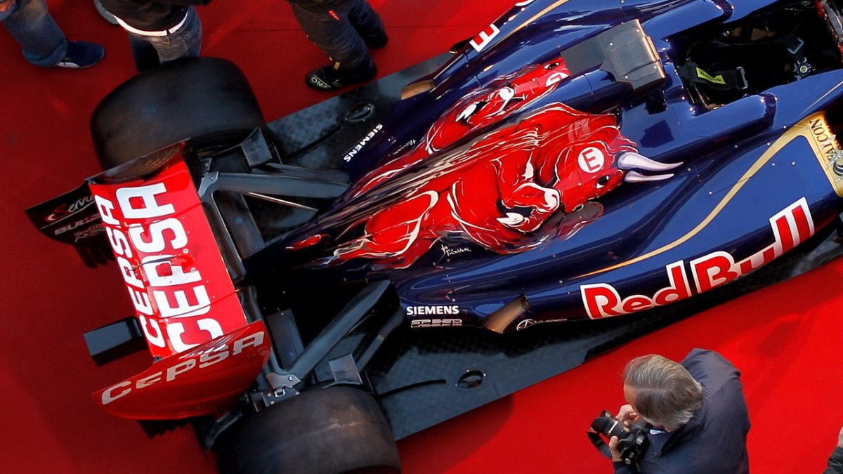 toro rosso str8