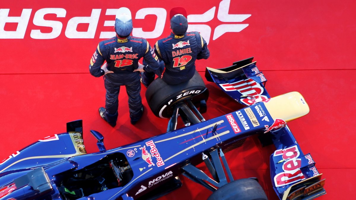 toro rosso str8