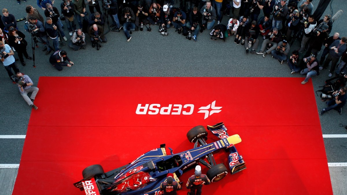 toro rosso str8