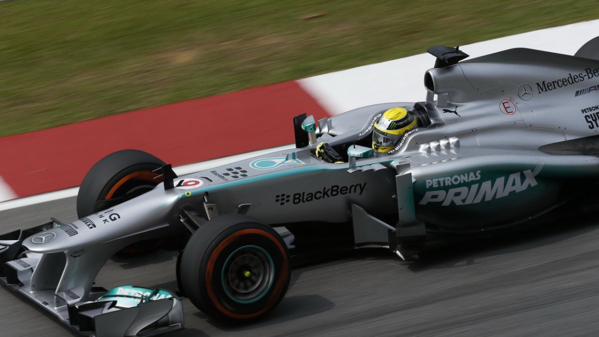 Mercedes F1 W04