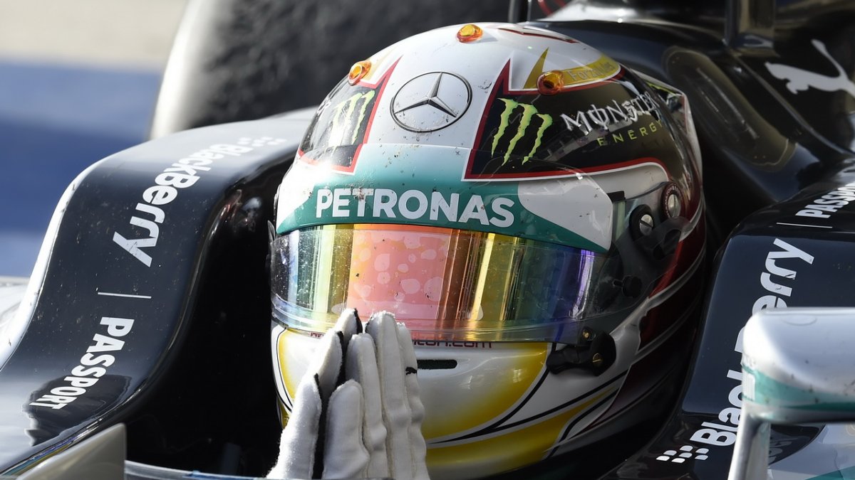 Hamilton, Lewis