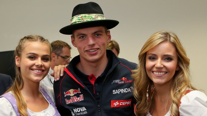 Než večeře s děvčaty, to raději s Berniem, tvrdí Max Verstappen.