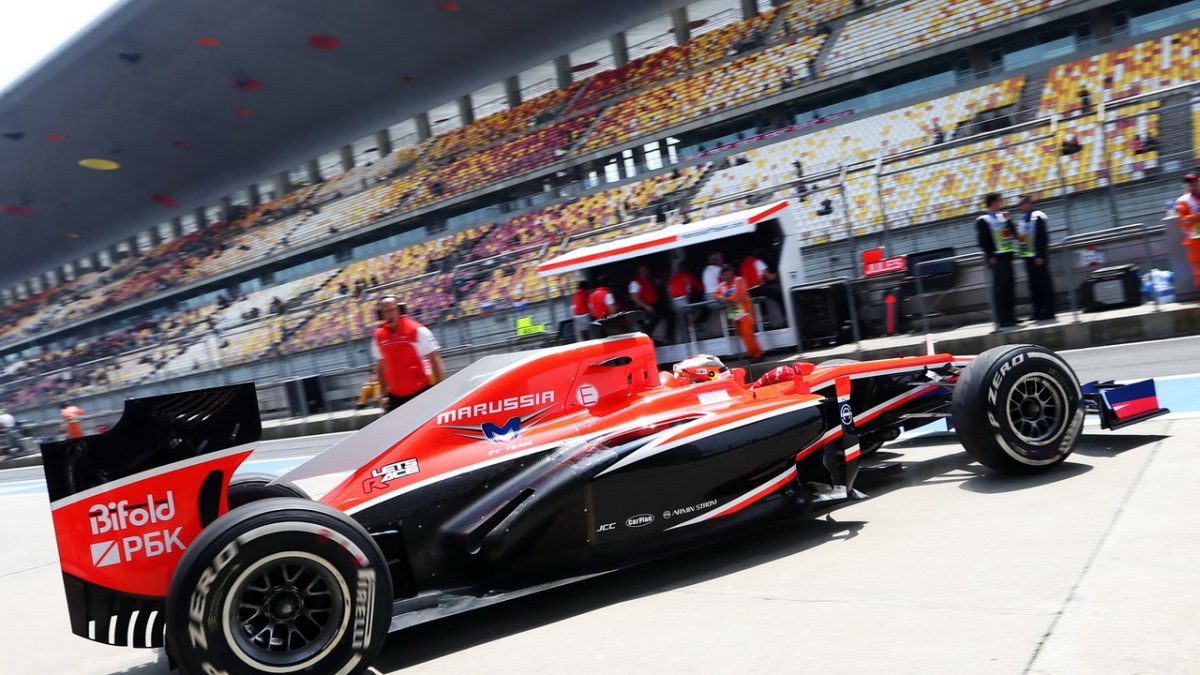 Marussia MR02