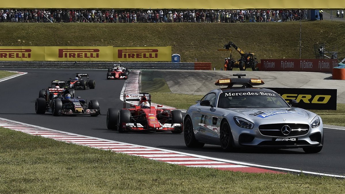 Vettel za Safety carem