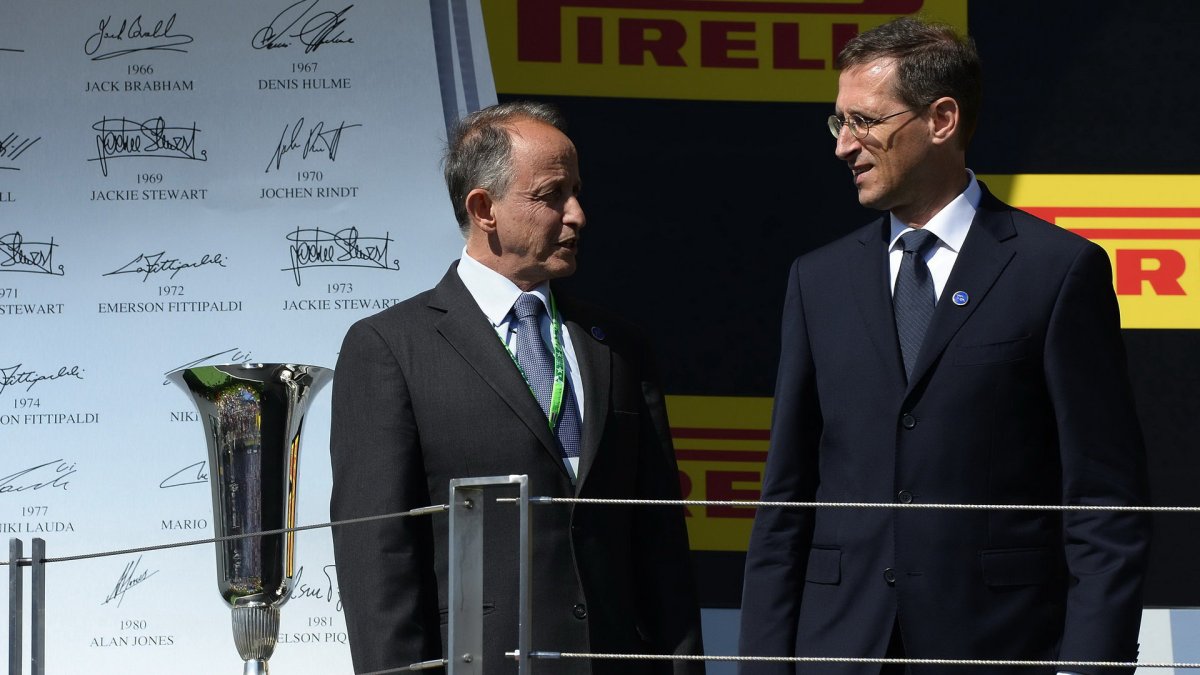 Před předáváním trofejí