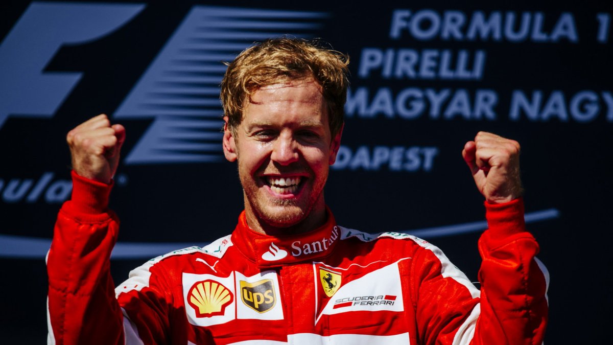 Vettel se raduje z vítězství na Hungaroringu