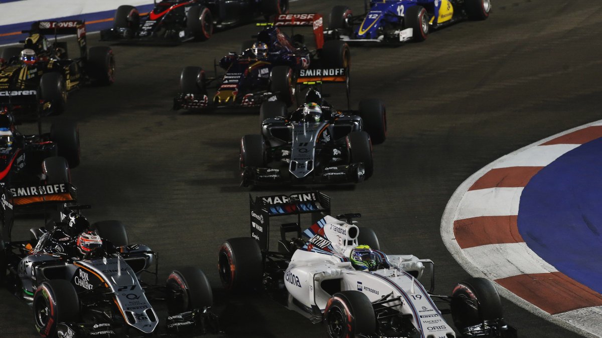 Felipe Massa při startu, GP Singapuru (Singapur)