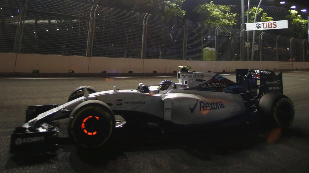 Valtteri Bottas žhavý přední kotouče, GP Singapuru (Singapur)