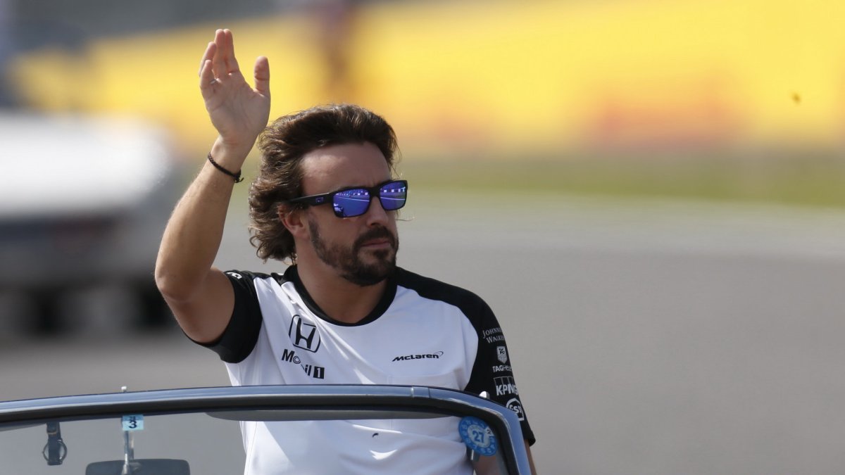 Fernando Alonso v Suzuce