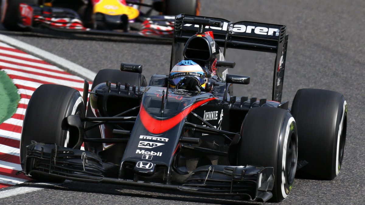 Fernando Alonso v Suzuce