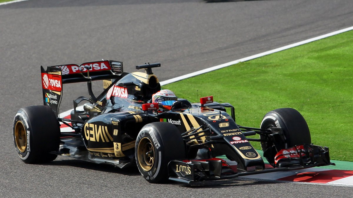 Romain Grosjean v Suzuce