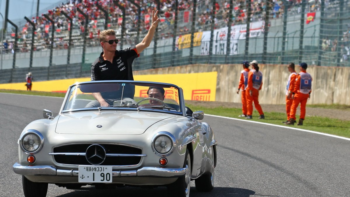 Nico Hülkenberg při prezentaci před závodem v Suzuce