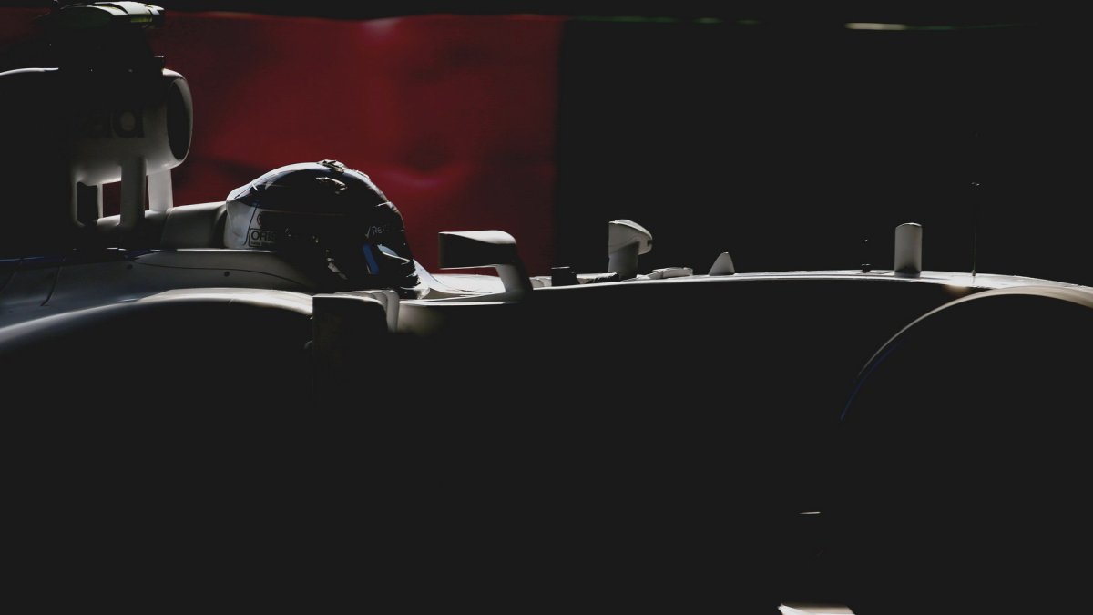 Valtteri Bottas v Suzuce