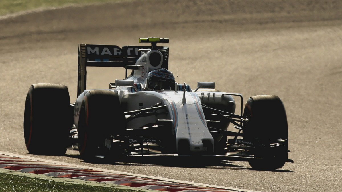 Valtteri Bottas v Suzuce