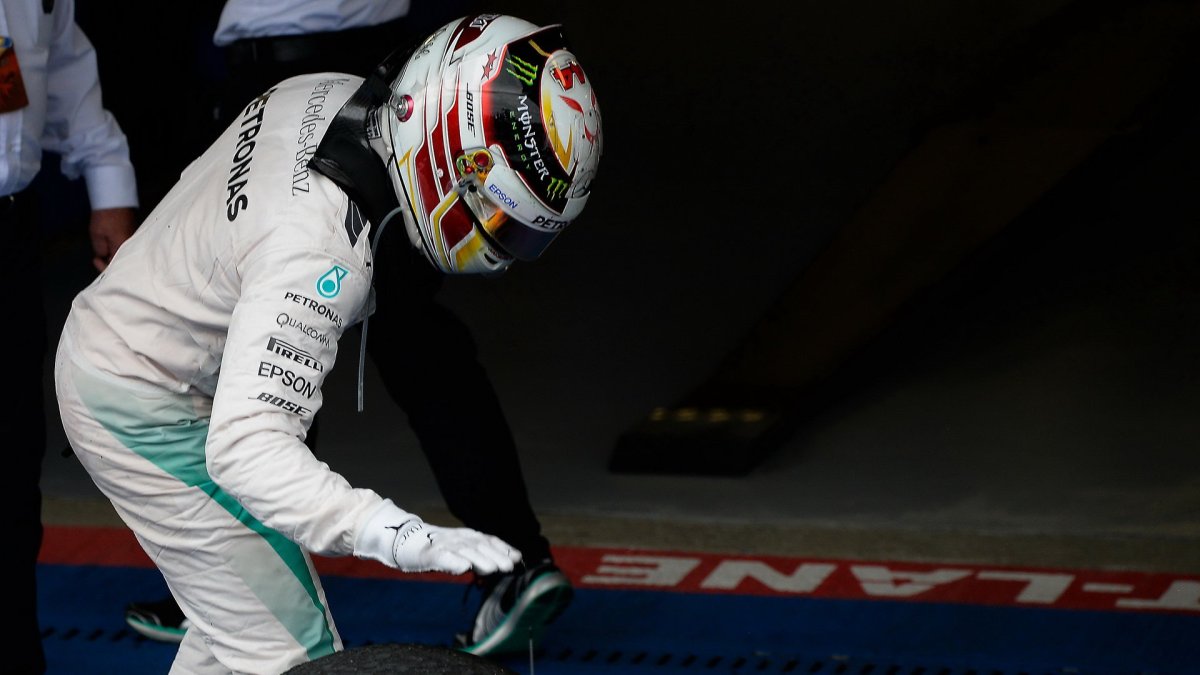 Lewis Hamilton po závodě v Soči