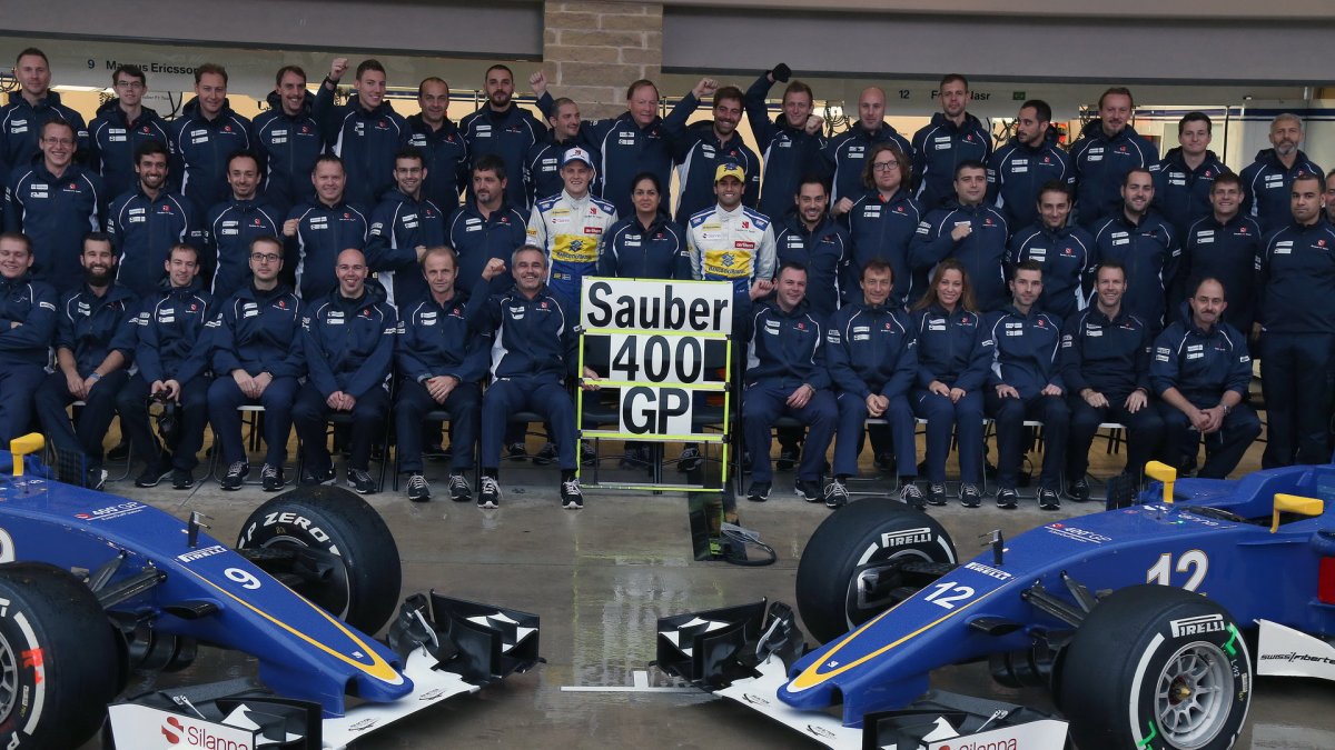 Hromadná fotografie týmu Sauber v Austinu