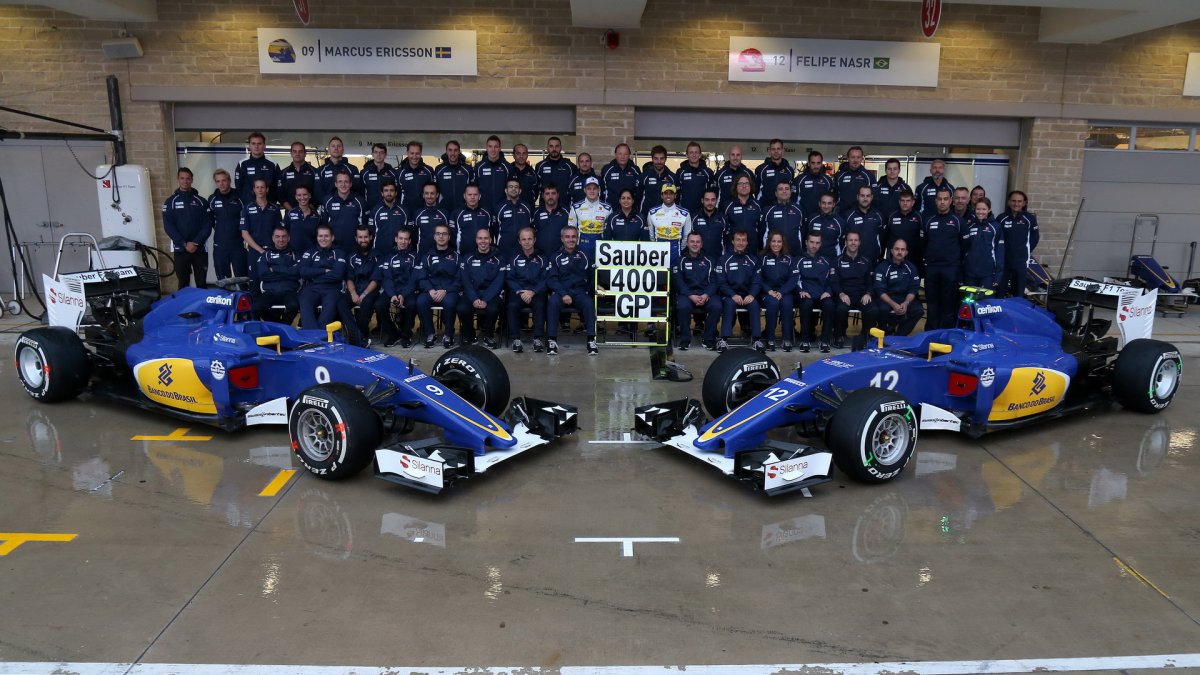 Hromadná fotografie týmu Sauber v Austinu