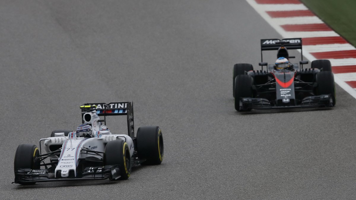 Valtteri Bottas a Fernando Alonso v Austinu