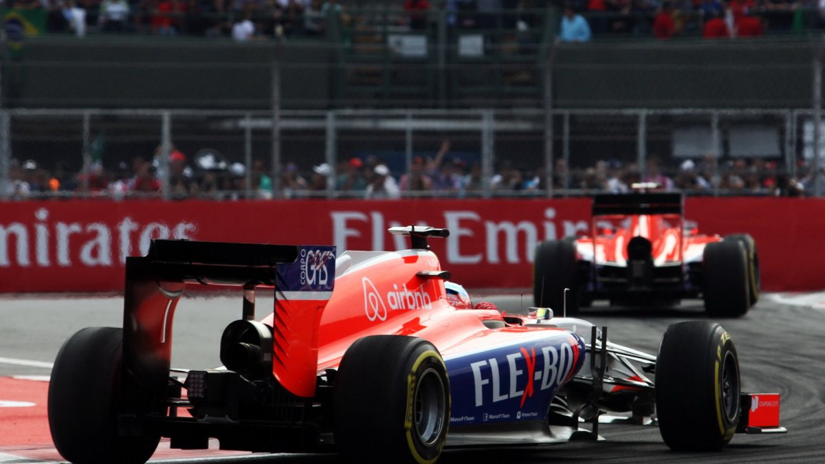 Alexander Rossi a Will Stevens v Mexiku