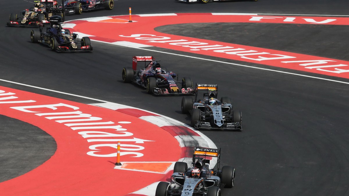 Nico Hülkenberg a Sergio Pérez v Mexiku