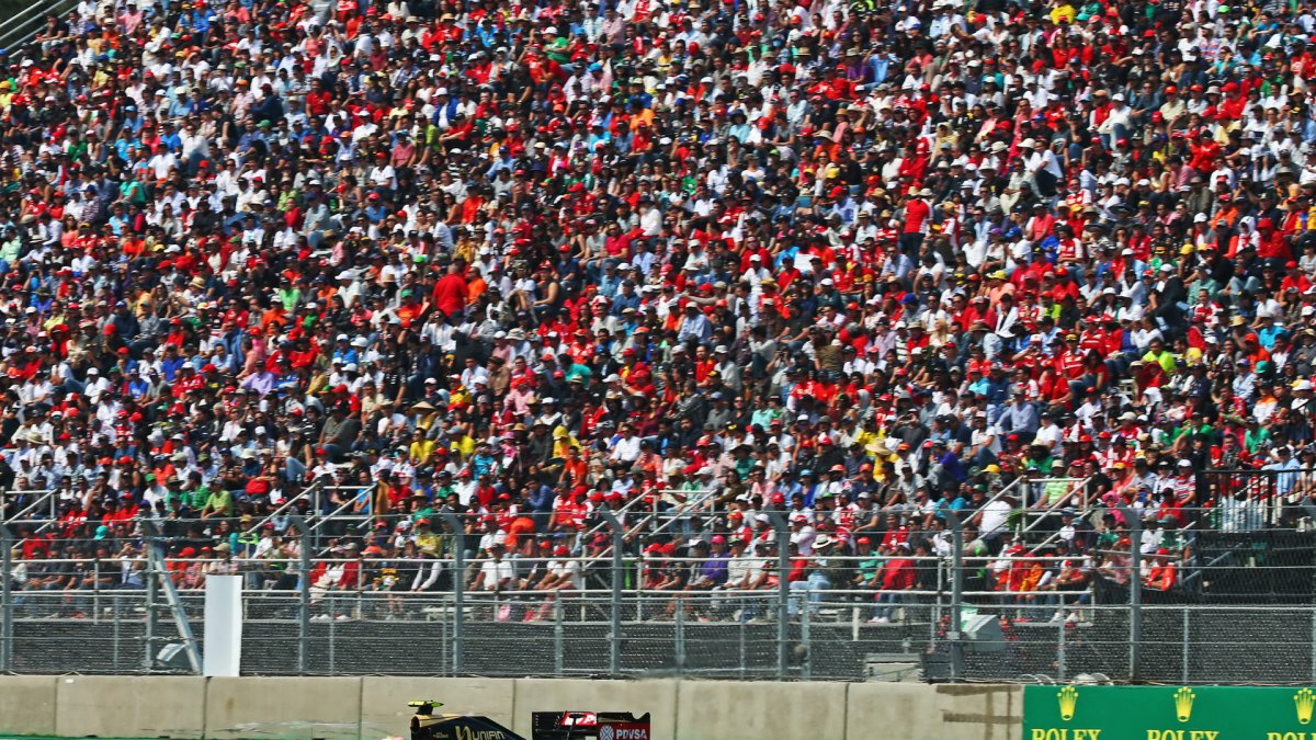 Pastor Maldonado v Mexiku