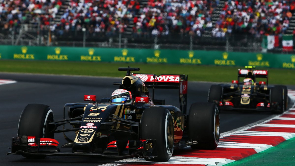 Romain Grosjean a Pastor Maldonado v Mexiku