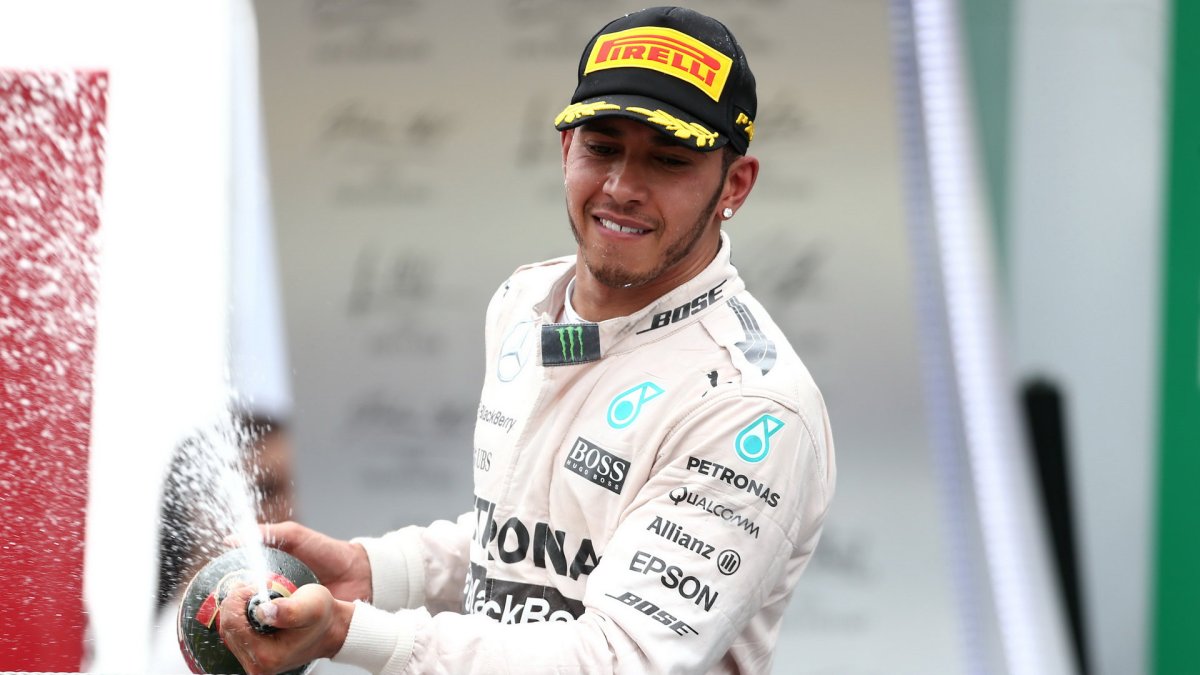 Lewis Hamilton v Brazílii