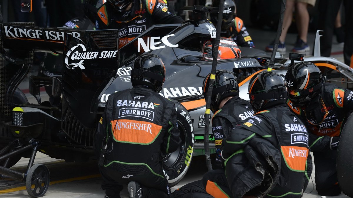 Přezutí pneumatik u Force Indie v Brazílii