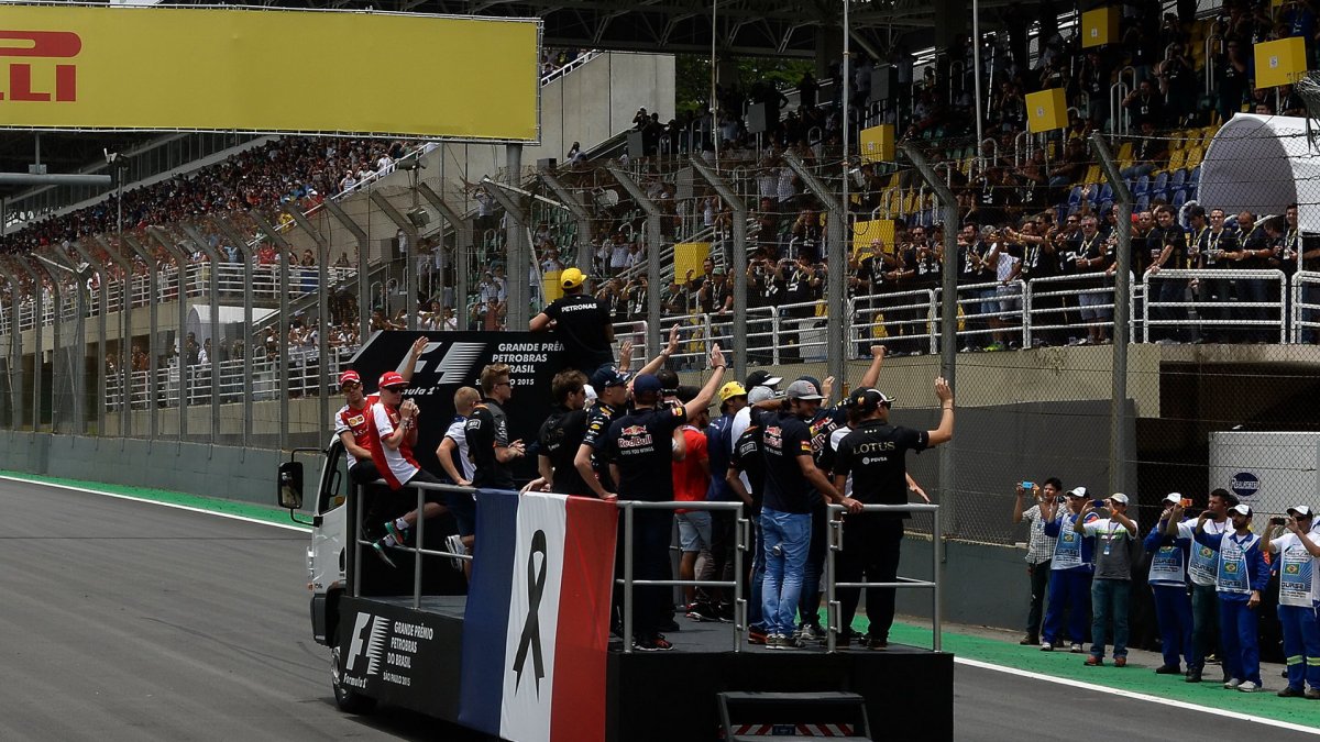 Prezentace pilotů před závodem v Brazílii