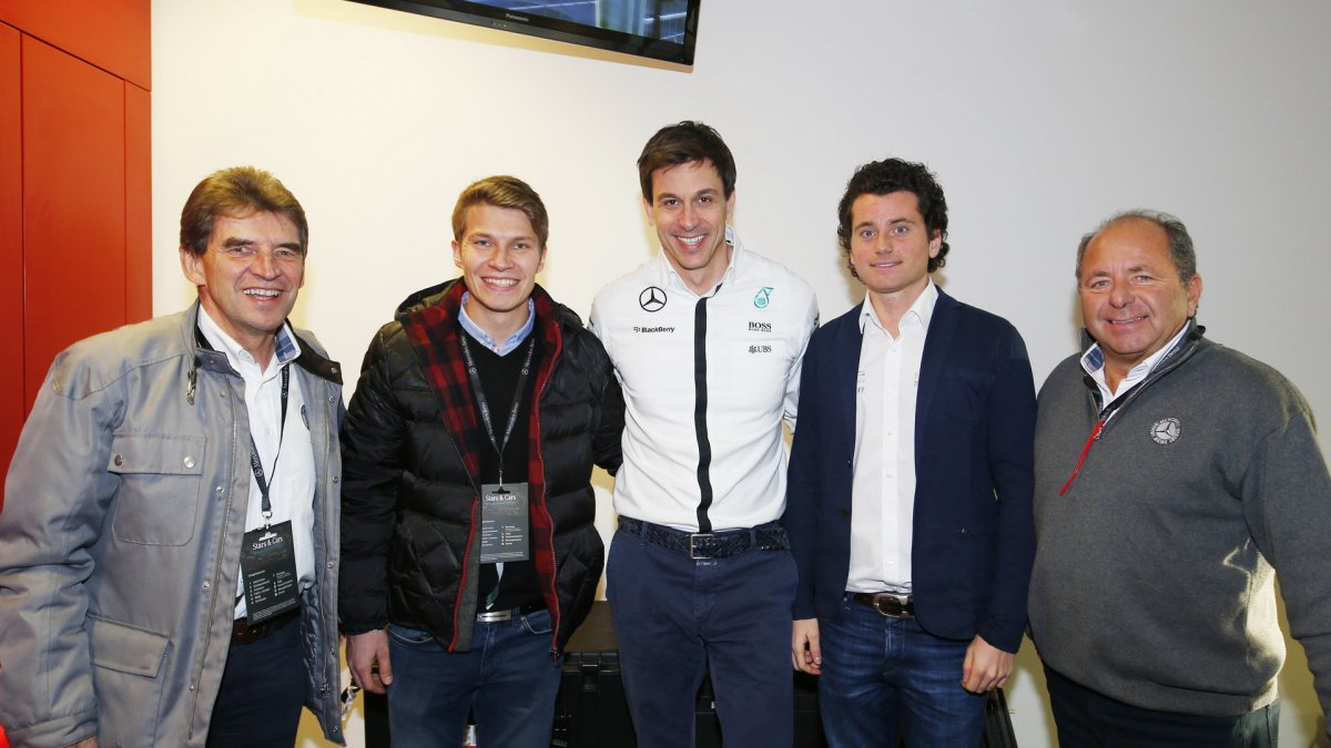 Roland Asch, Sebastian Asch, Toto Wolff, Luca Ludwig a Klaus Ludwig ve Stuttgartu