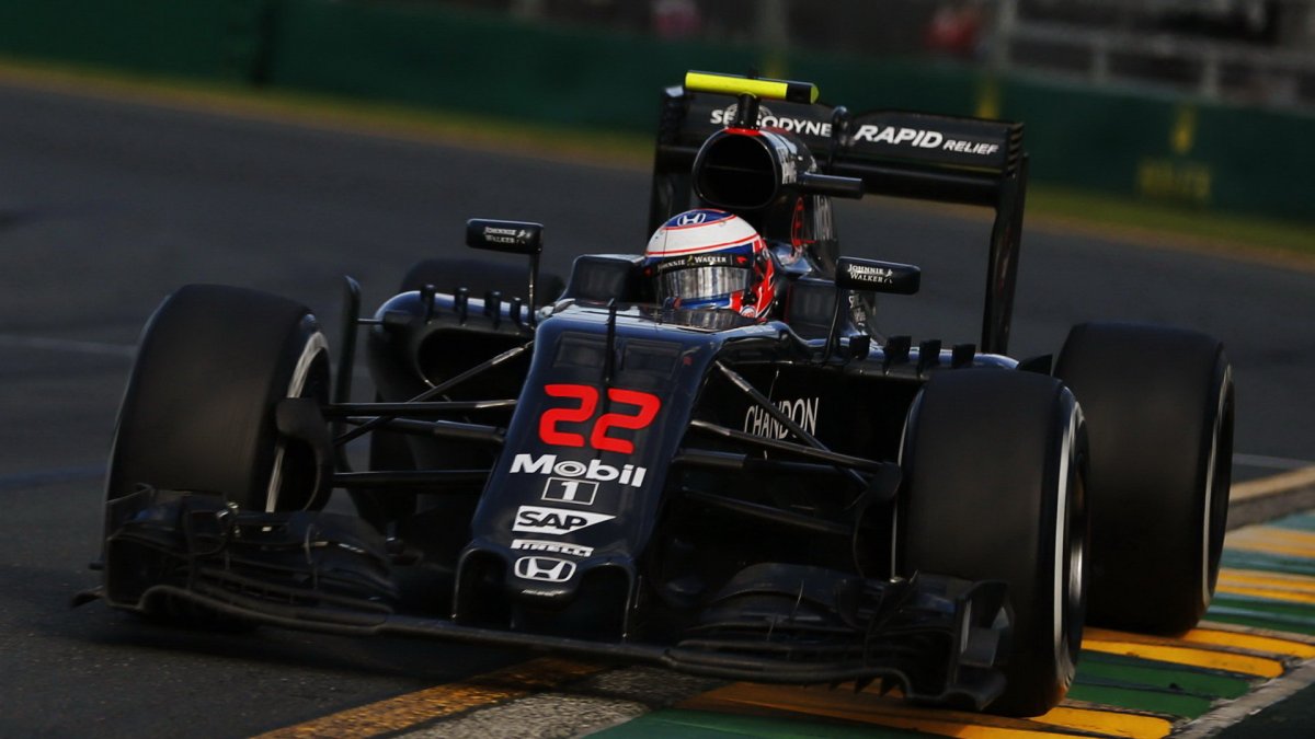 Jenson Button při závodě v Melbourne
