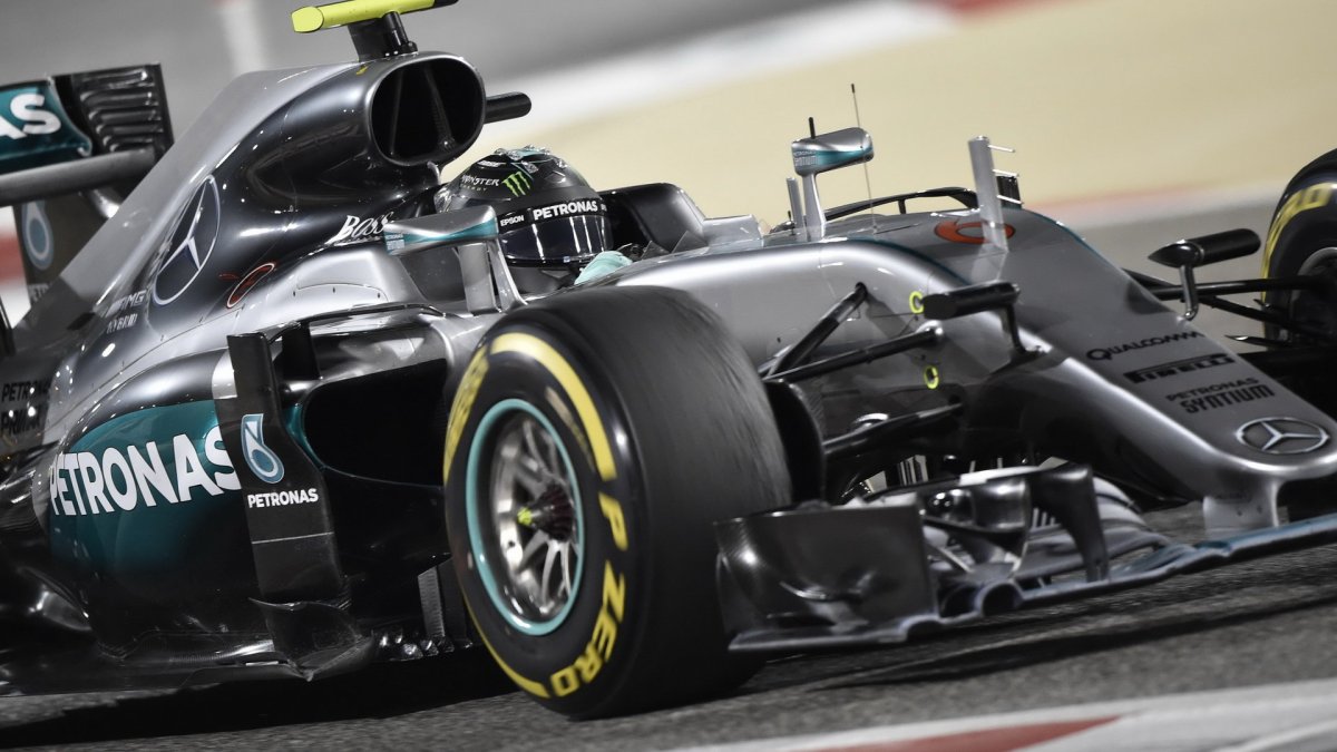 Nico Rosberg v závodě v Bahrajnu