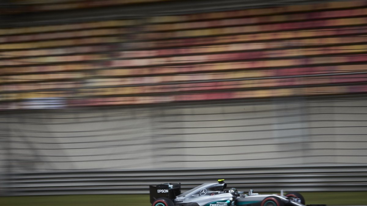 Nico Rosberg v kvalifikaci v Číně