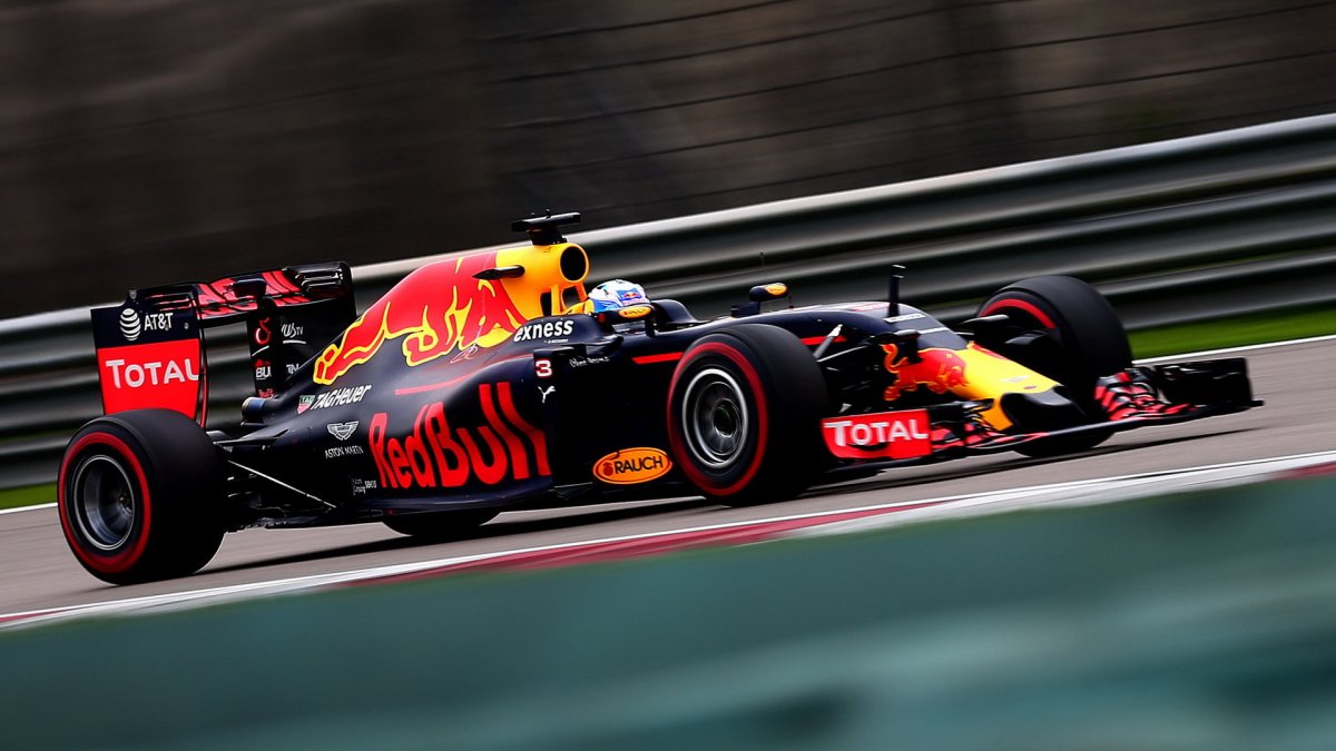 Daniel Ricciardo v kvalifikaci v Číně
