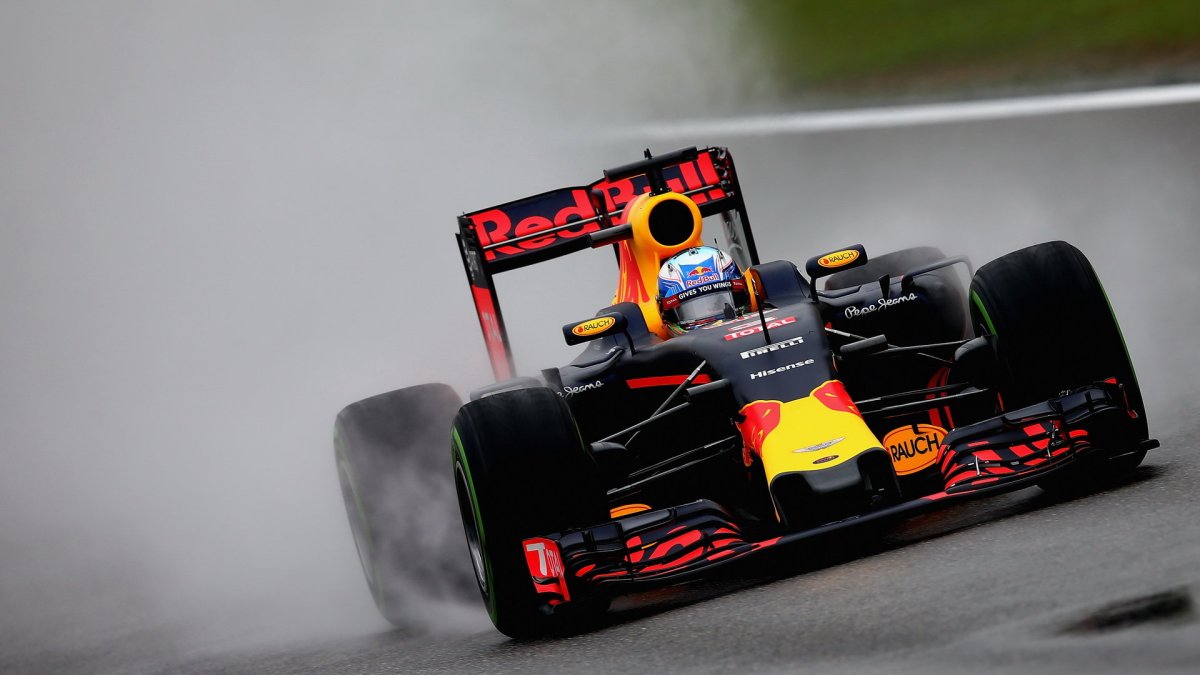 Daniel Ricciardo v kvalifikaci v Číně