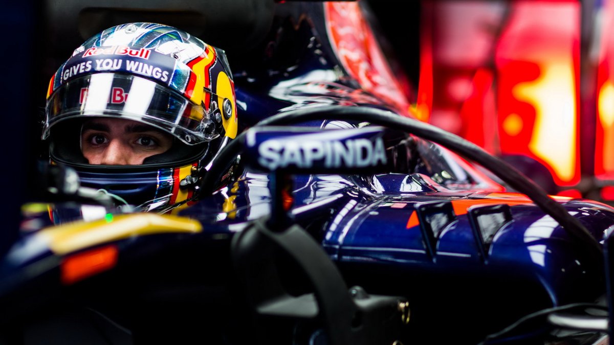 Carlos Sainz v Číně