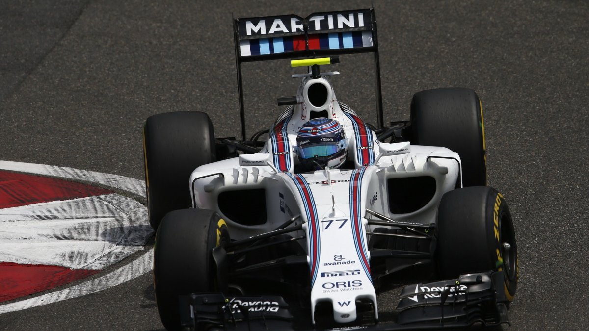 Valtteri Bottas při pátečním tréninku v Číně