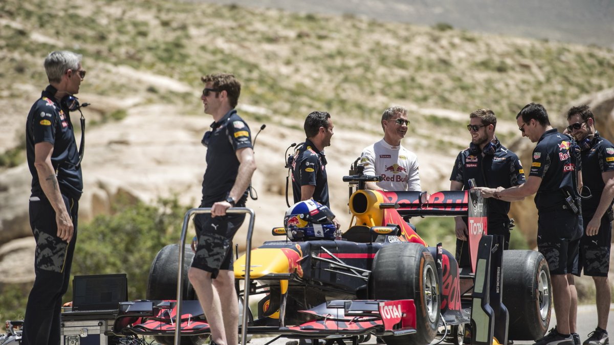 David Coulthard při Roadshow v Jordánsku