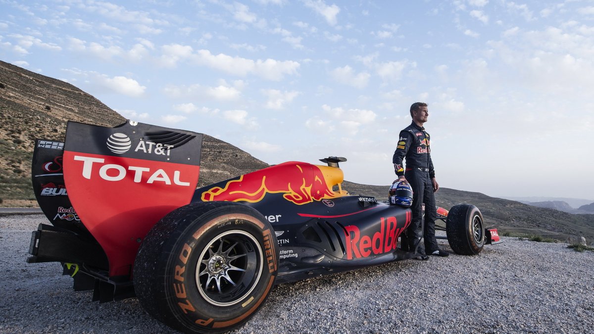 David Coulthard při Roadshow v Jordánsku