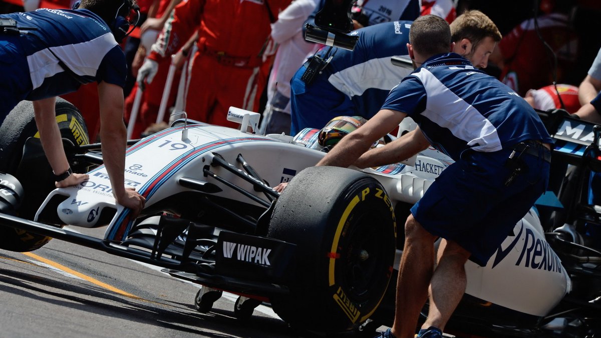 Felipe Massa při kvalifikaci v Monaku