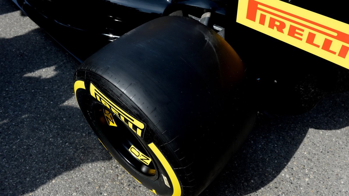 Pirelli představuje pneumatiky pro rok 2017 v Monaku