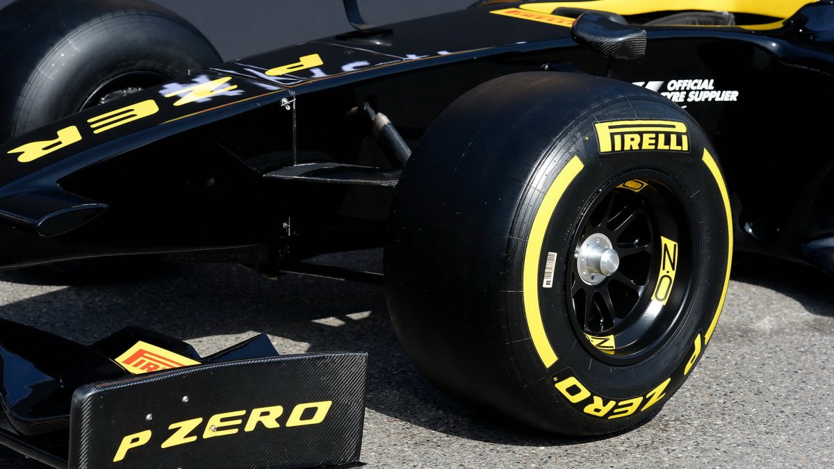 Pirelli představuje pneumatiky pro rok 2017 v Monaku
