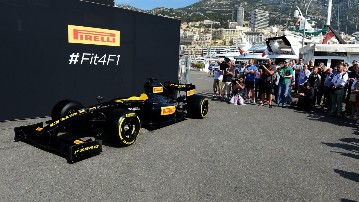 Pirelli představuje pneumatiky pro rok 2017 v Monaku