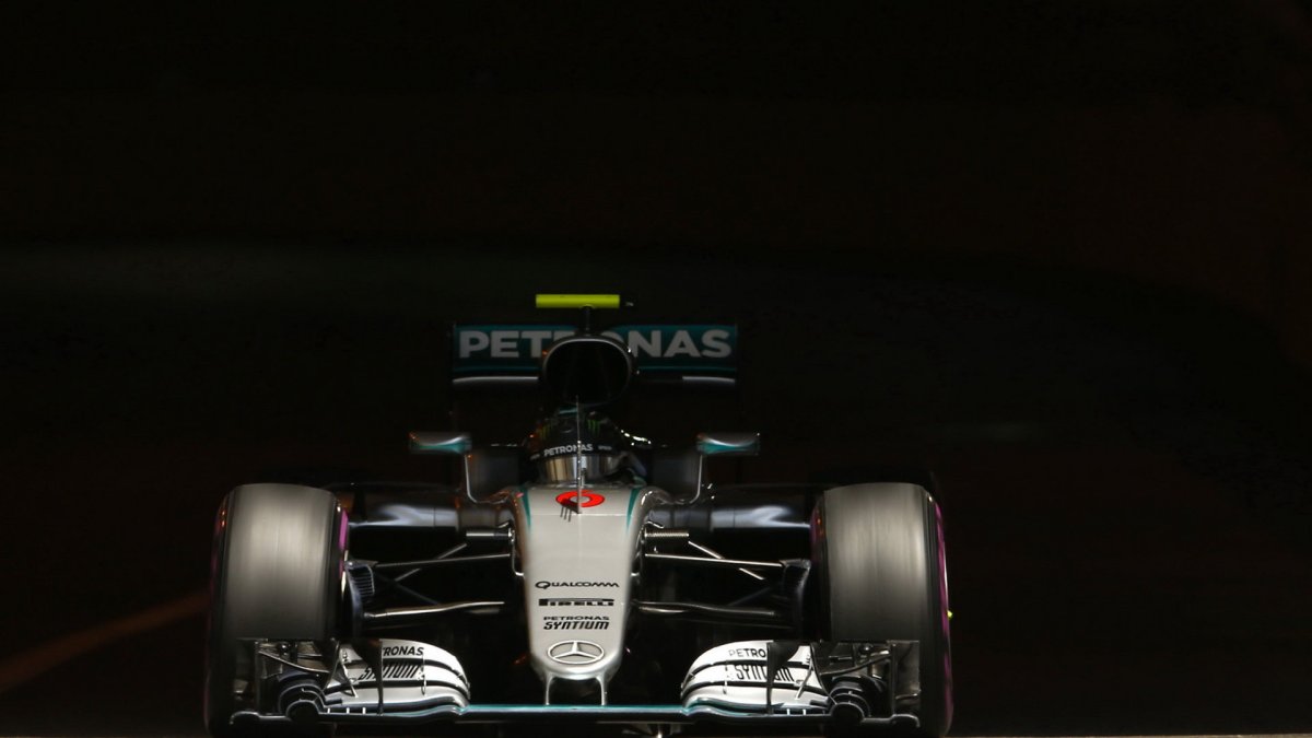 Nico Rosberg při kvalifikaci v Monaku