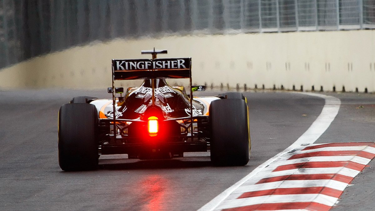 Nico Hülkenberg při tréninku v Baku