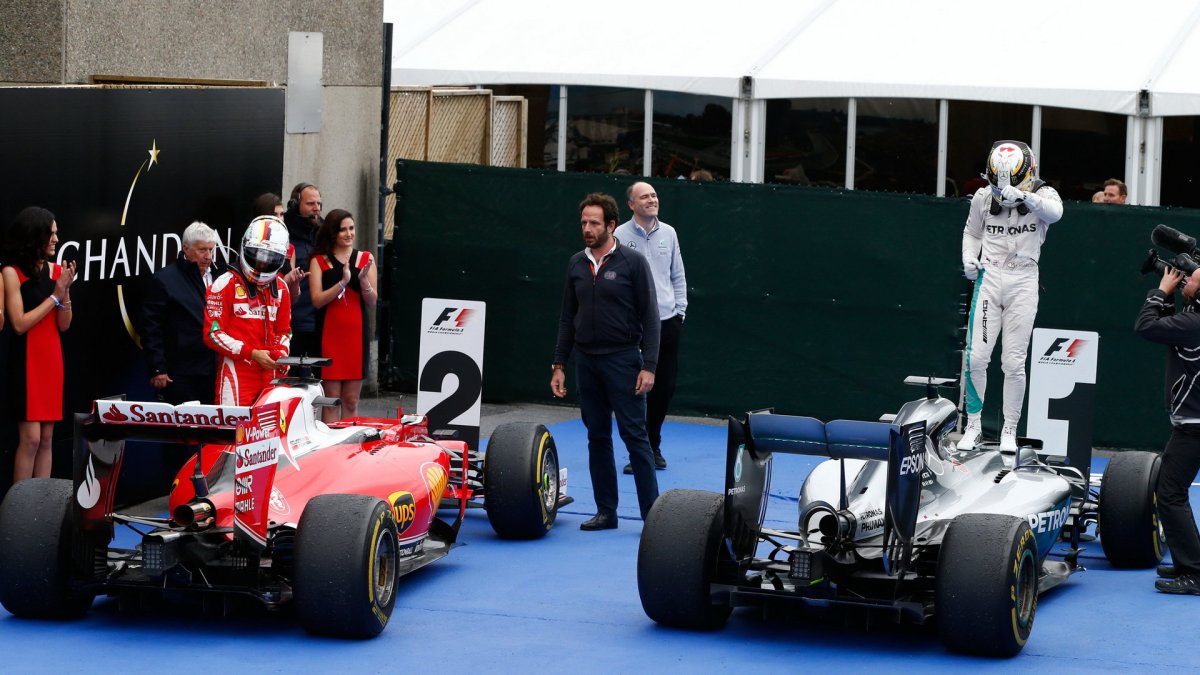 Lewis Hamilton a Sebastian Vettel po závodě v Kanadě