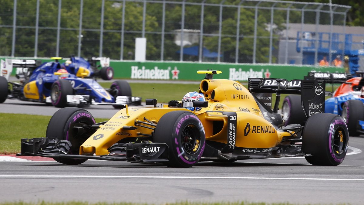 Jolyon Palmer v závodě v Kanadě